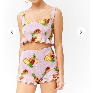 NWT 🍍 pineapple two piece set